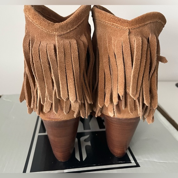 FRYE suede western style bootie with fringe - Picture 4 of 8